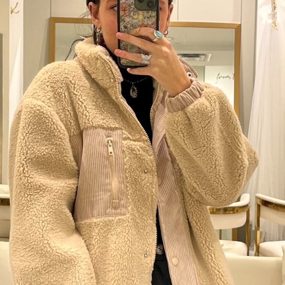 Sherpa Puff Khaki Sleeve